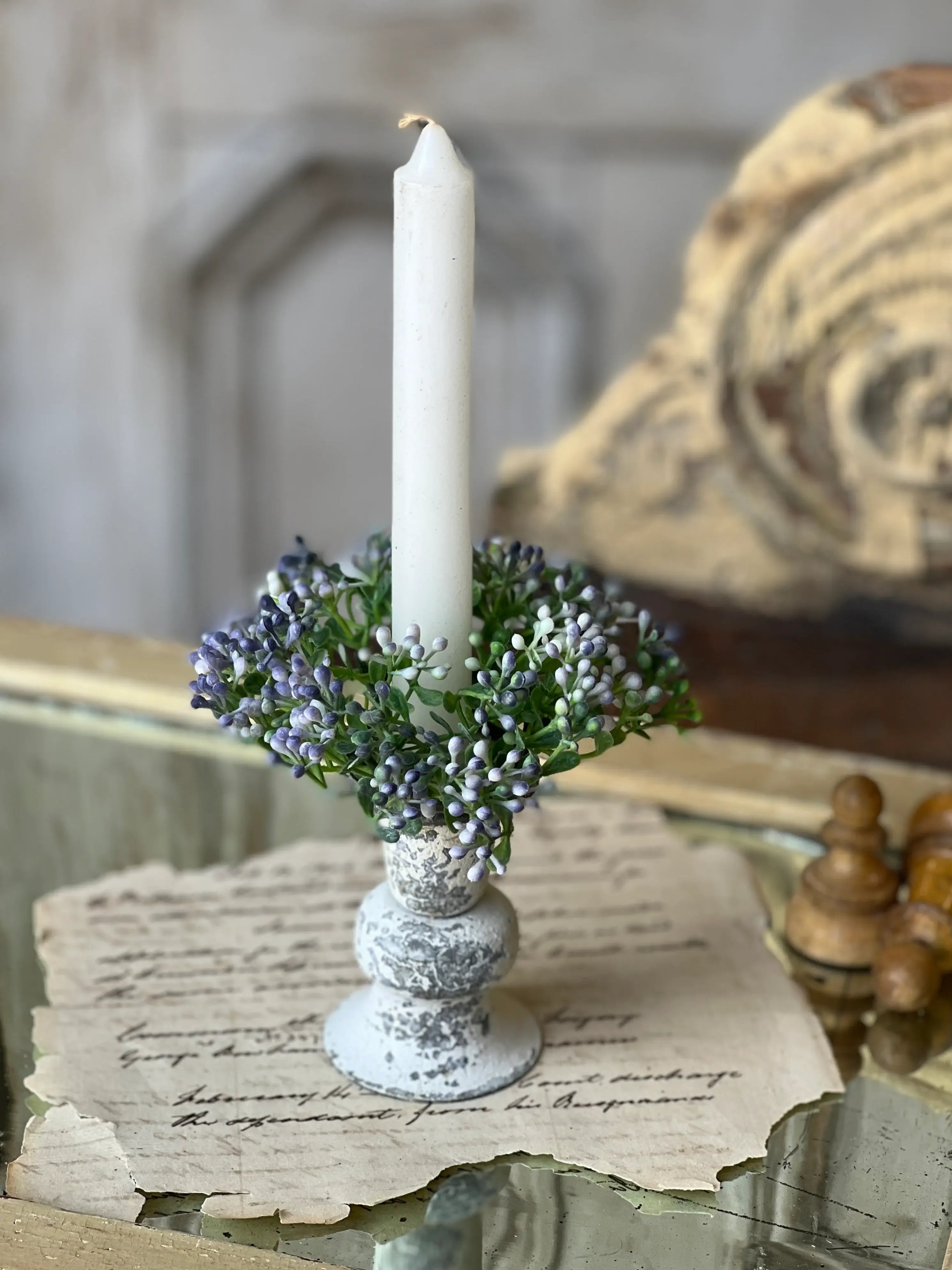 Floral taper 2025 candle rings