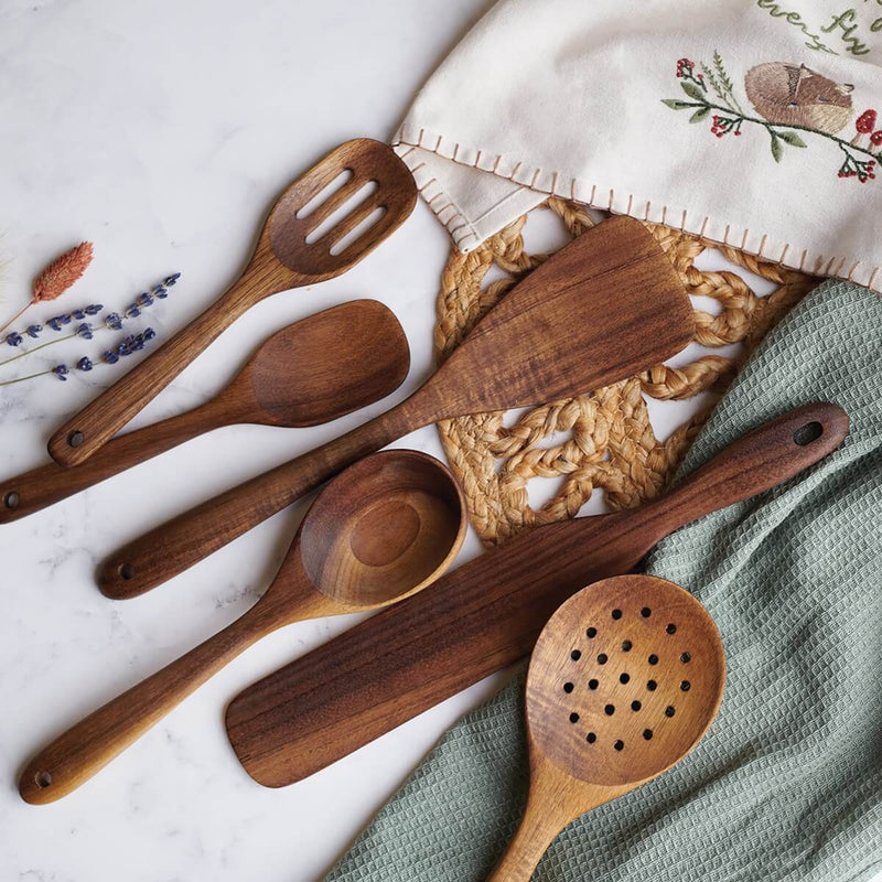 Simple Farm Wooden Kitchen Utensils