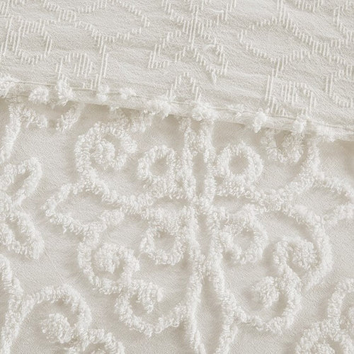 Madison Park Sabrina Tufted Cotton Chenille Bedspread Set