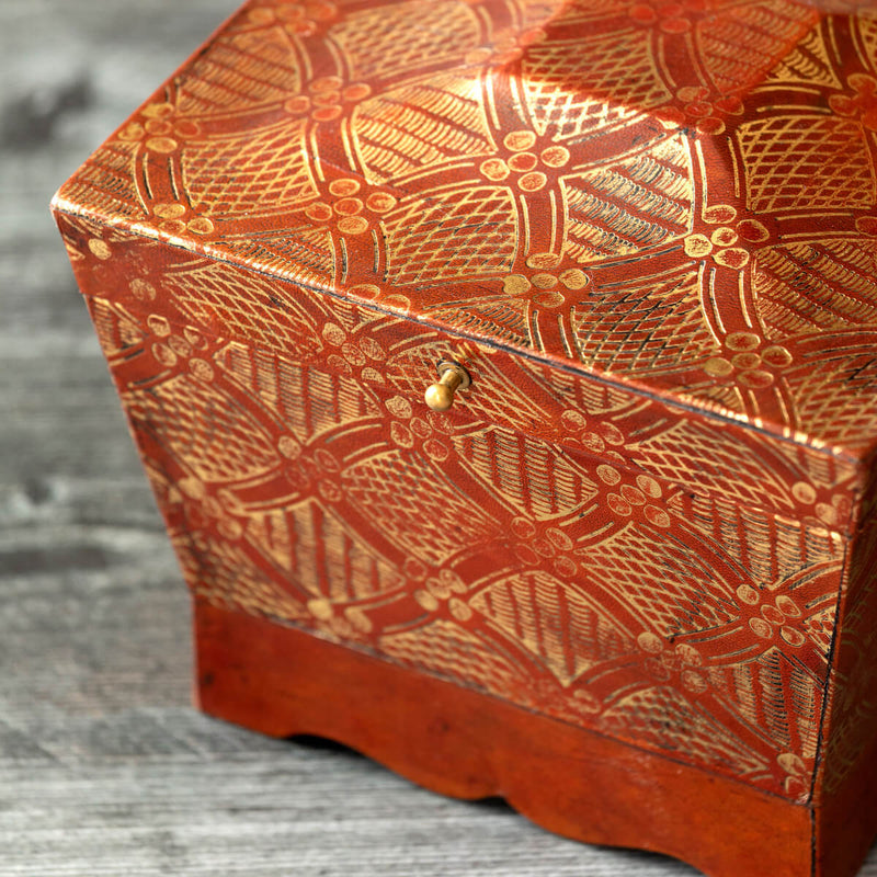 Lilith Tooled Pattern Box