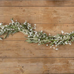 White Daisy & Cream Heather Floral Collection