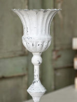 Fluted Holder
