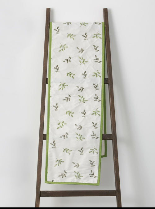 Mistletoe Table Runner